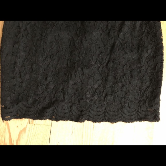 DIane Von Frustenberg Black Lace Dress 100% silk - Picture 2 of 5